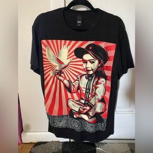 Obey Propaganda T-Shirt (Medium)